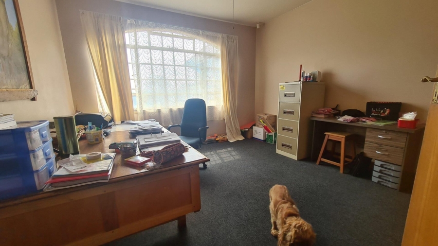 5 Bedroom Property for Sale in Wilgeboom A H North West